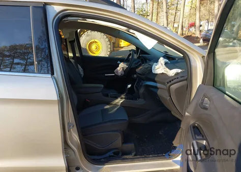 2018 Ford Escape Se z USA, uszkodzony, nr VIN 1FMCU0GD0JUB08005